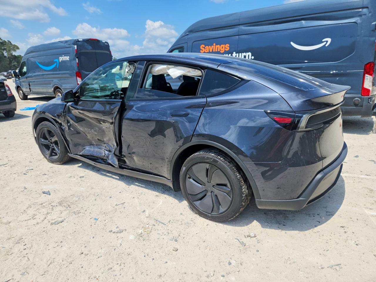 2026 TESLA MODEL Y — снимка 2