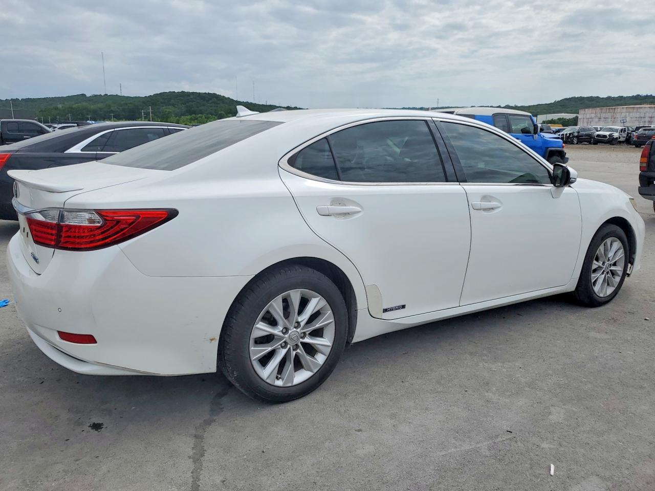 2013 LEXUS ES 300H — снимка 3