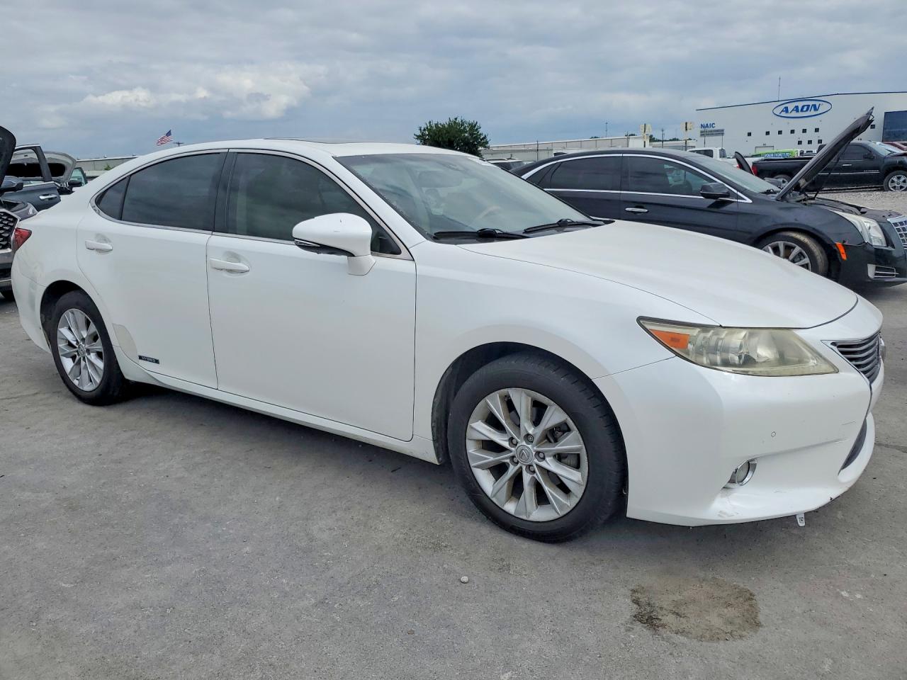 2013 LEXUS ES 300H — снимка 4