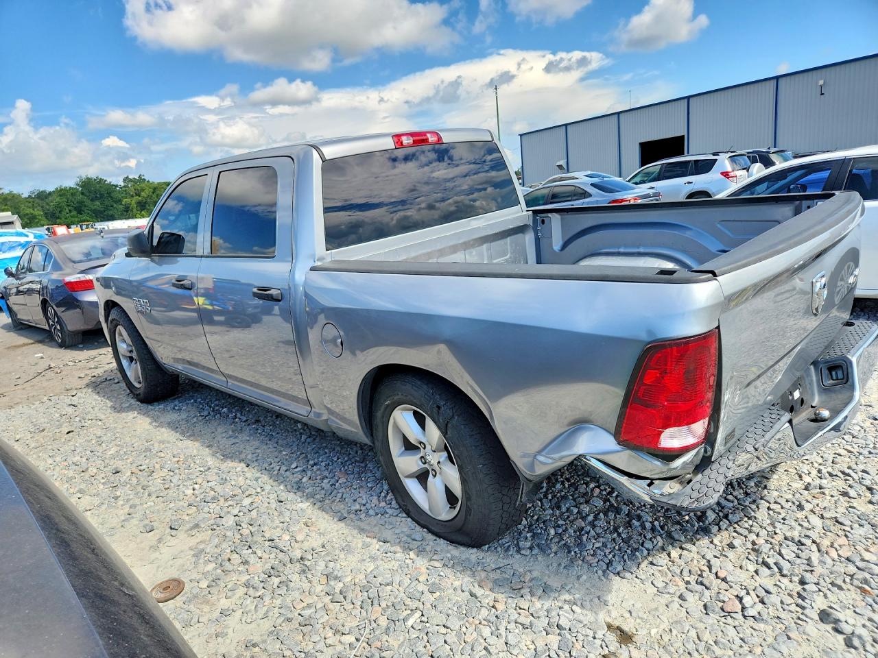 2022 RAM 1500 CLASSIC TRADESMAN — снимка 2