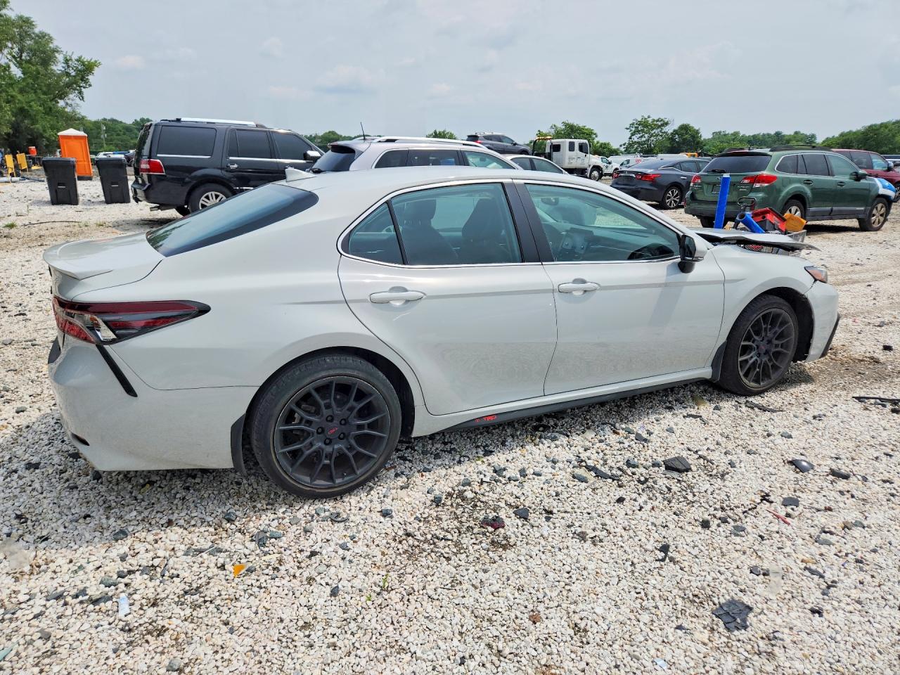 2022 TOYOTA CAMRY SE — снимка 3