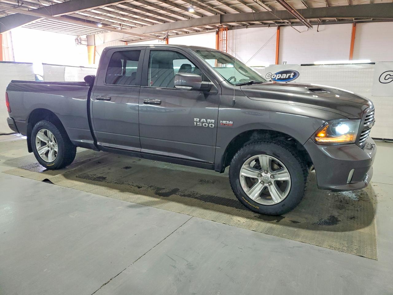 2015 RAM 1500 SPORT — снимка 4