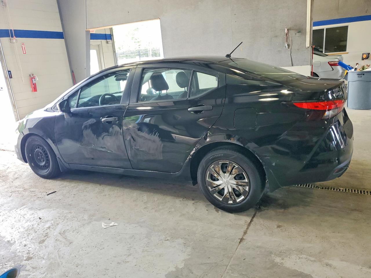2022 NISSAN VERSA S — снимка 2