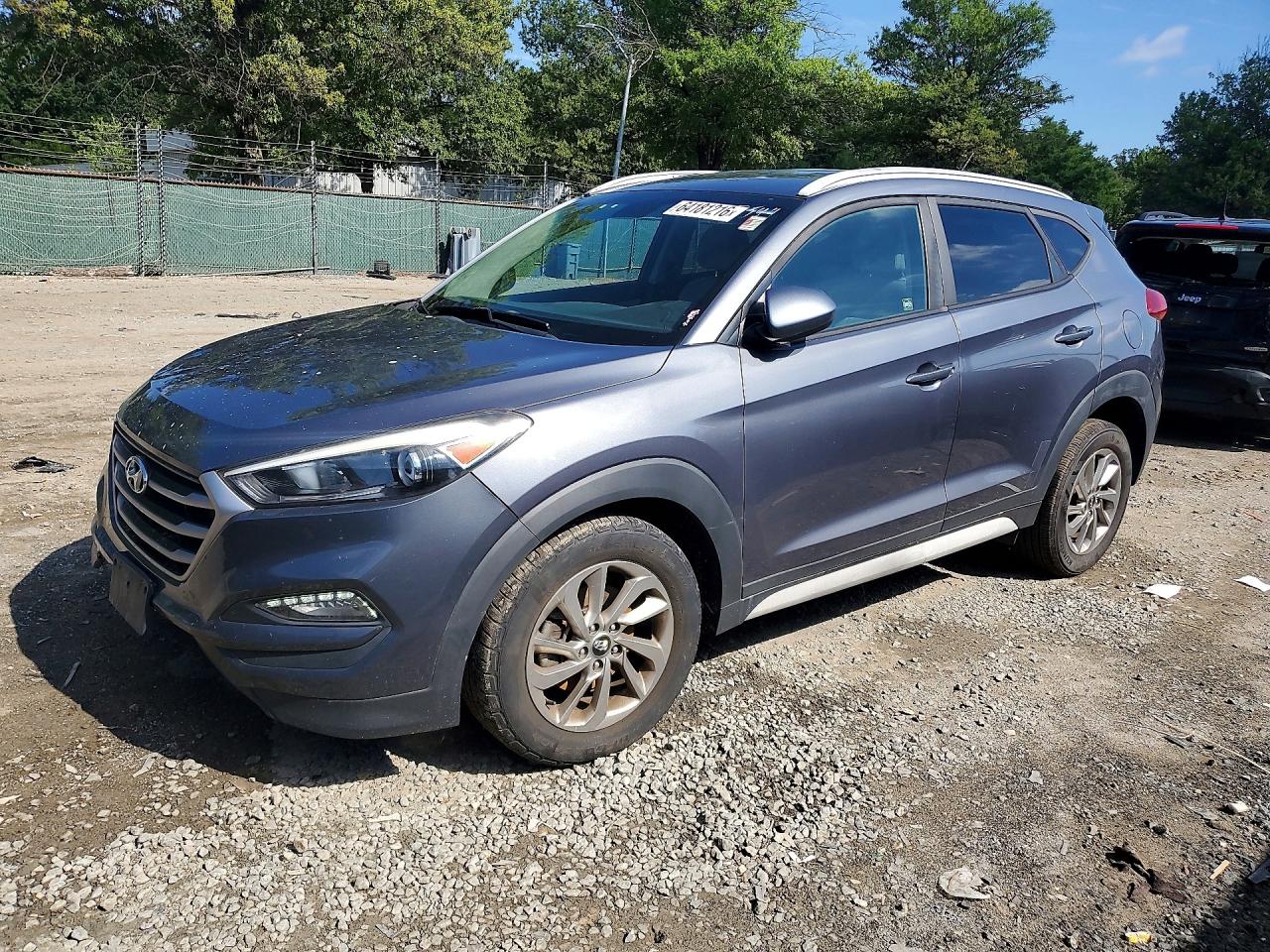 2017 HYUNDAI TUCSON SE
