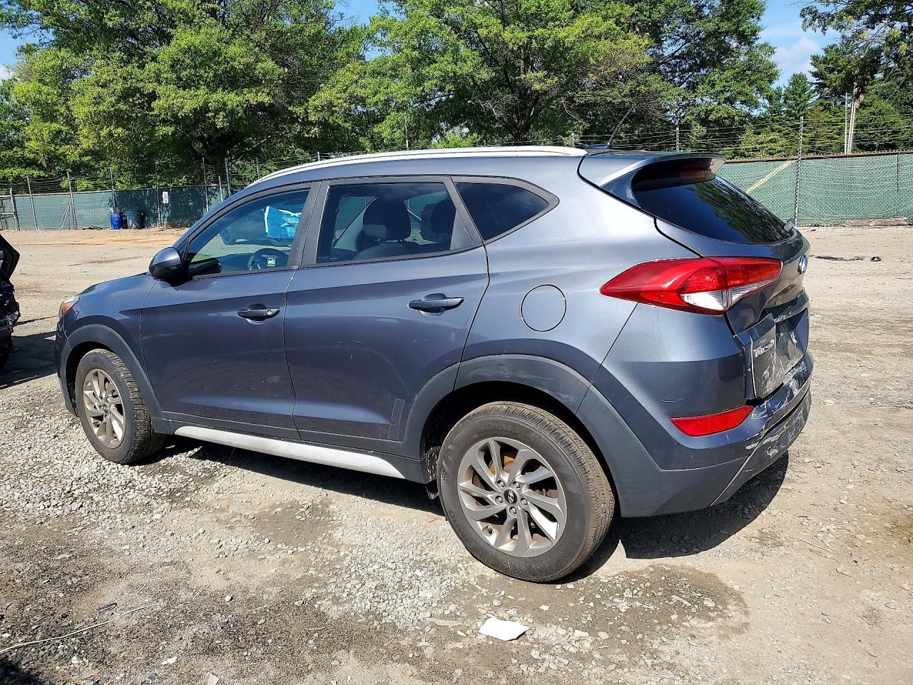 2017 HYUNDAI TUCSON SE — снимка 2