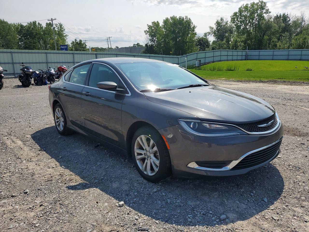 2016 CHRYSLER 200 LIMITED — снимка 4