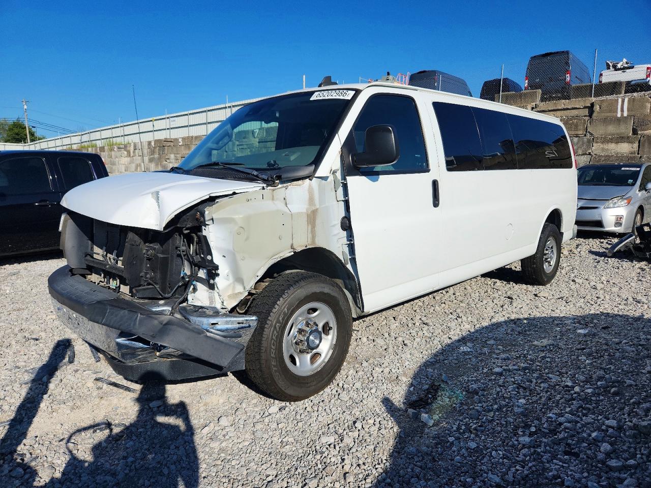 2019 CHEVROLET EXPRESS — снимка 2