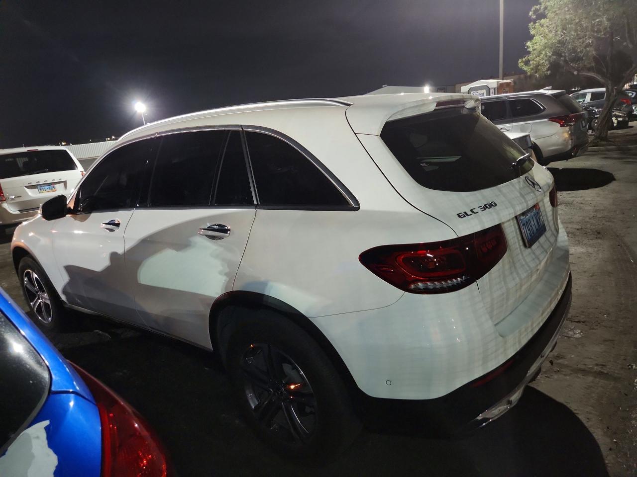 2021 MERCEDES-BENZ GLC 300 4MATIC — снимка 2
