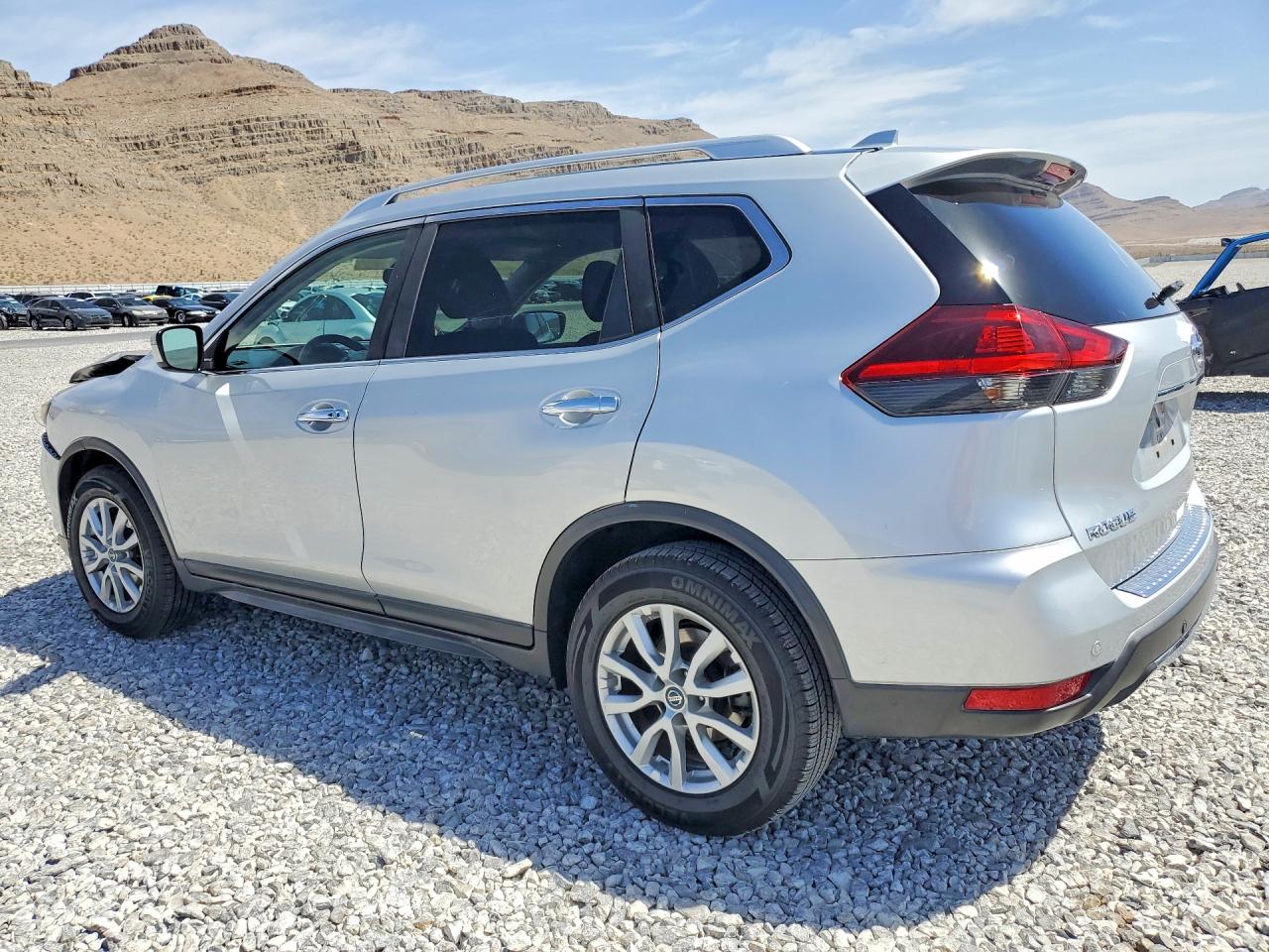 2020 NISSAN ROGUE S — снимка 2