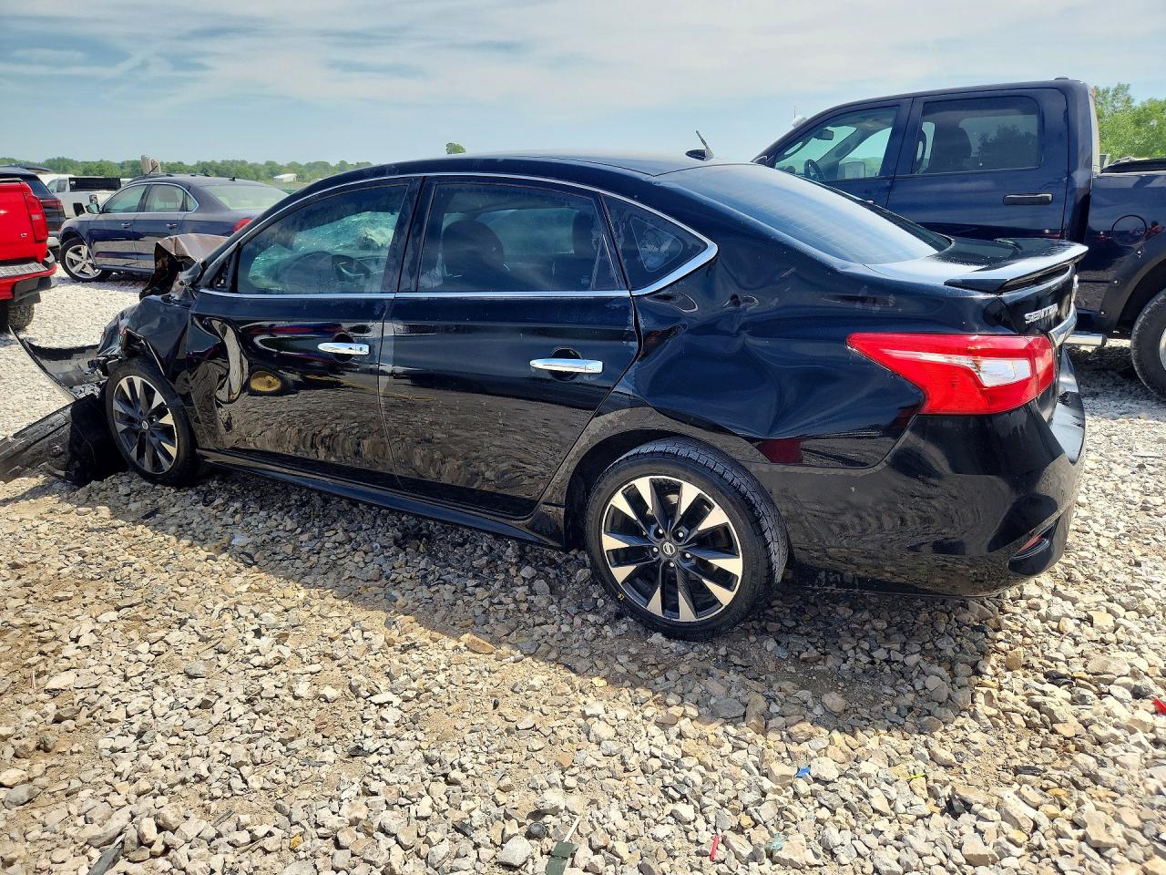 2017 NISSAN SENTRA SR — снимка 2
