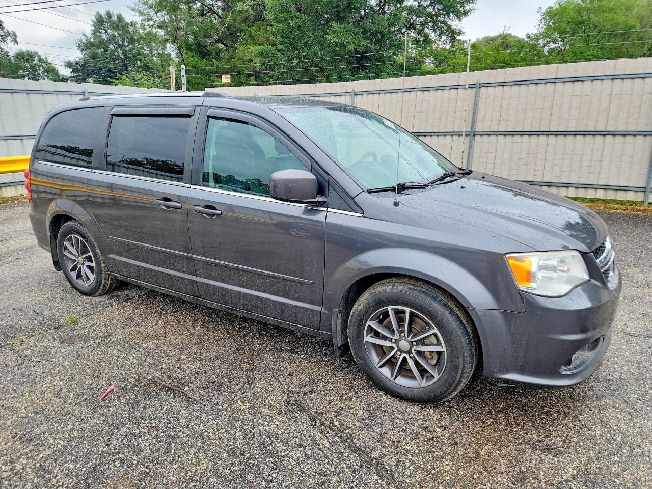 2017 DODGE GRAND CARAVAN SXT — снимка 4