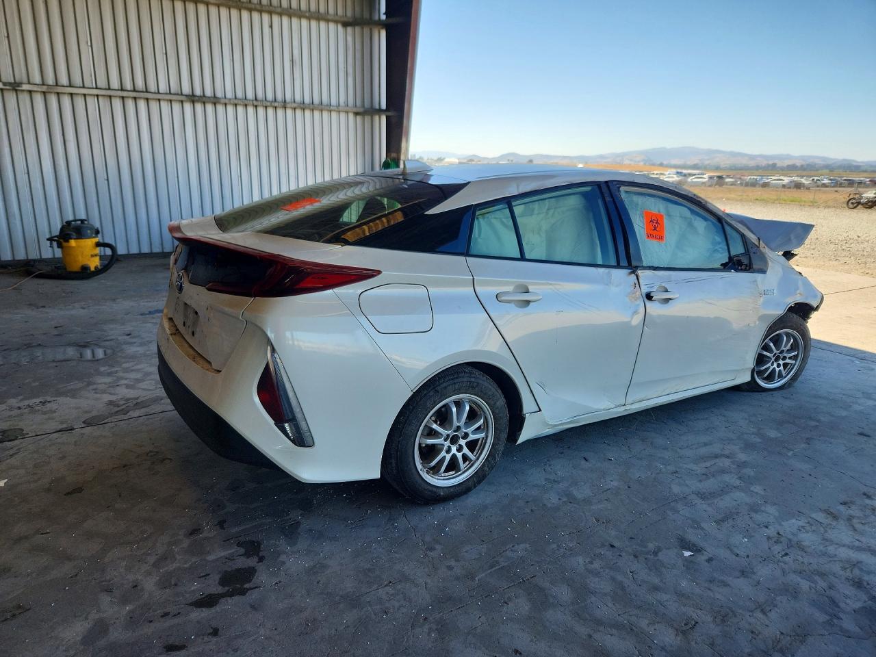 2020 TOYOTA PRIUS PRIME LE — снимка 3