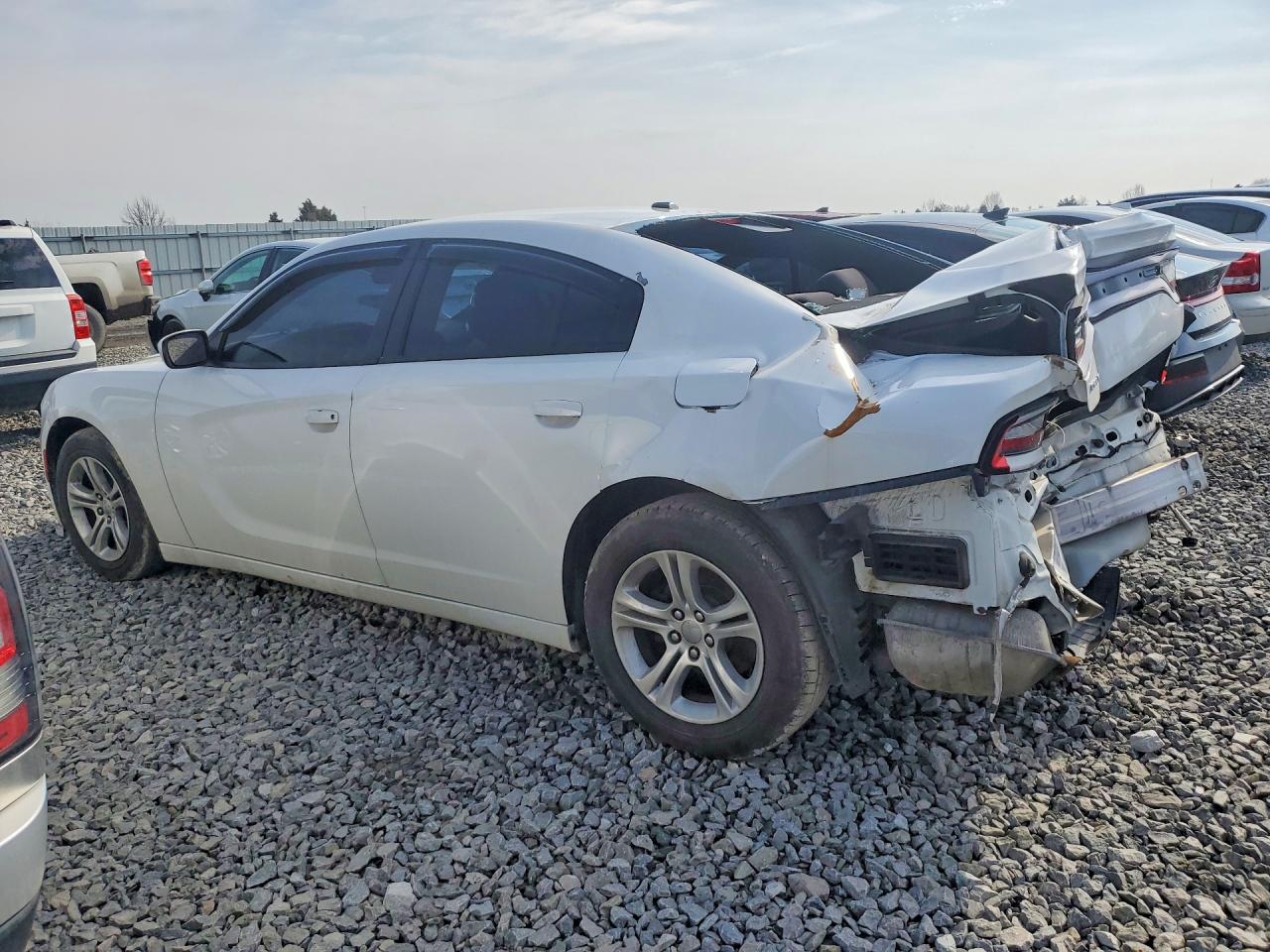 2015 DODGE CHARGER SE — снимка 2