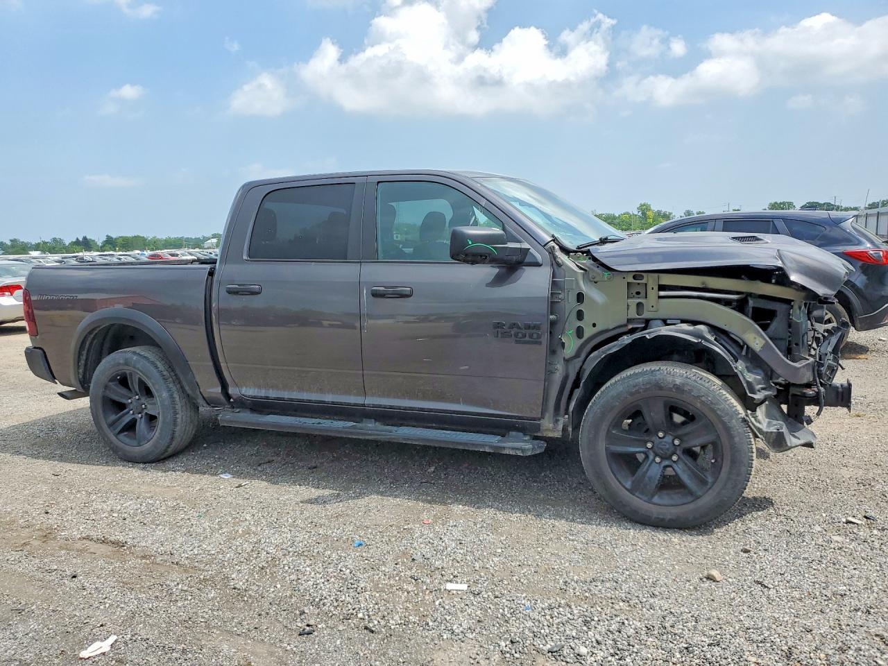 2021 RAM 1500 CLASSIC SLT — снимка 4