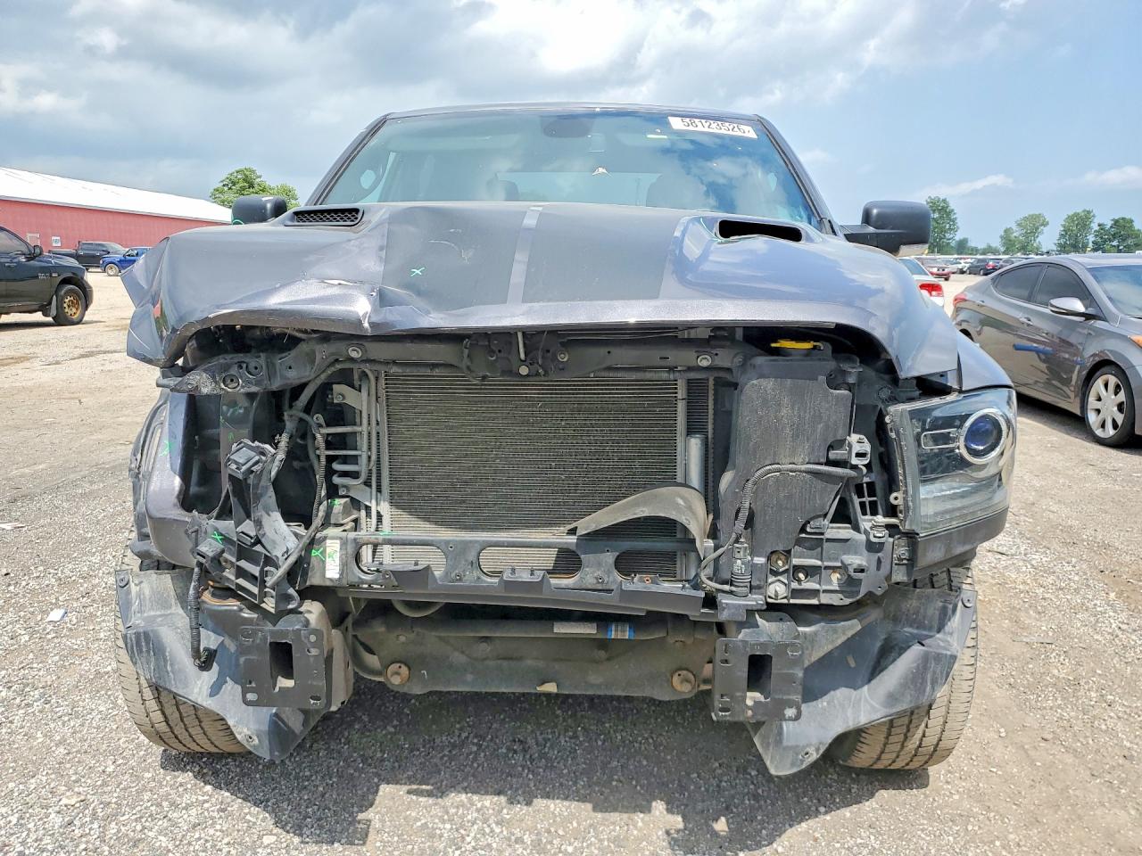 2021 RAM 1500 CLASSIC SLT — снимка 5