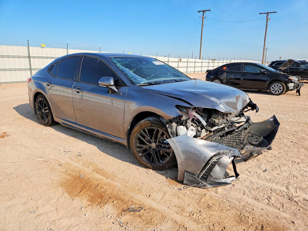 2026 TOYOTA CAMRY SE — снимка 4