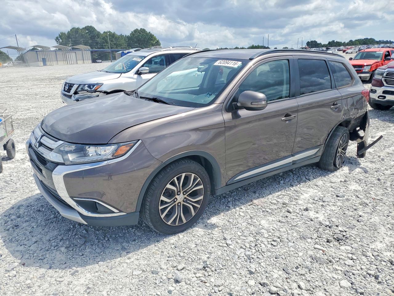 2016 MITSUBISHI OUTLANDER SE