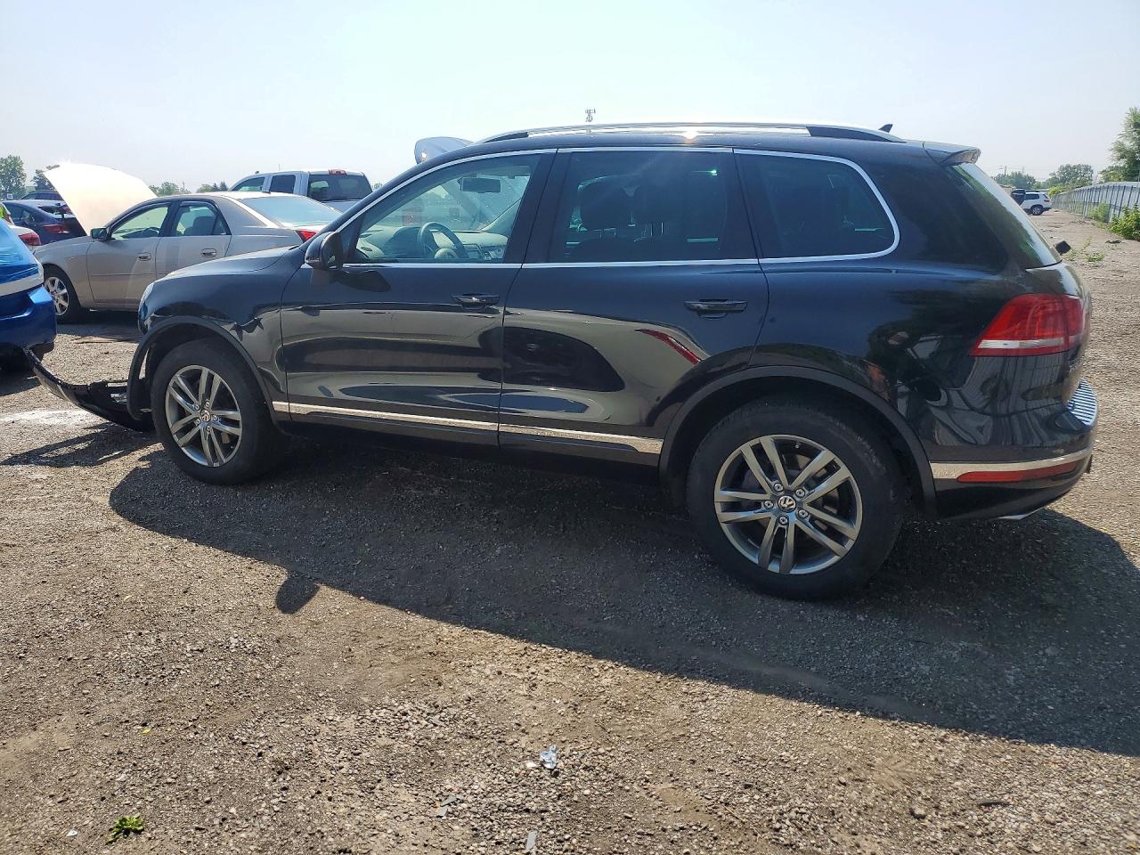 2015 VOLKSWAGEN TOUAREG V6 — снимка 2