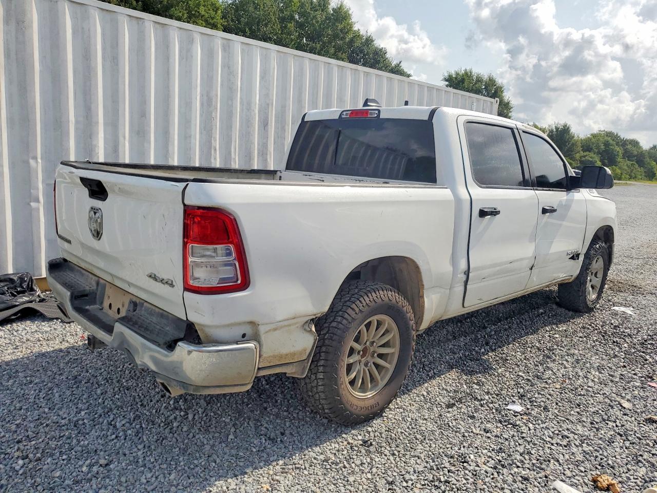 2023 RAM 1500 BIG HORN — снимка 3