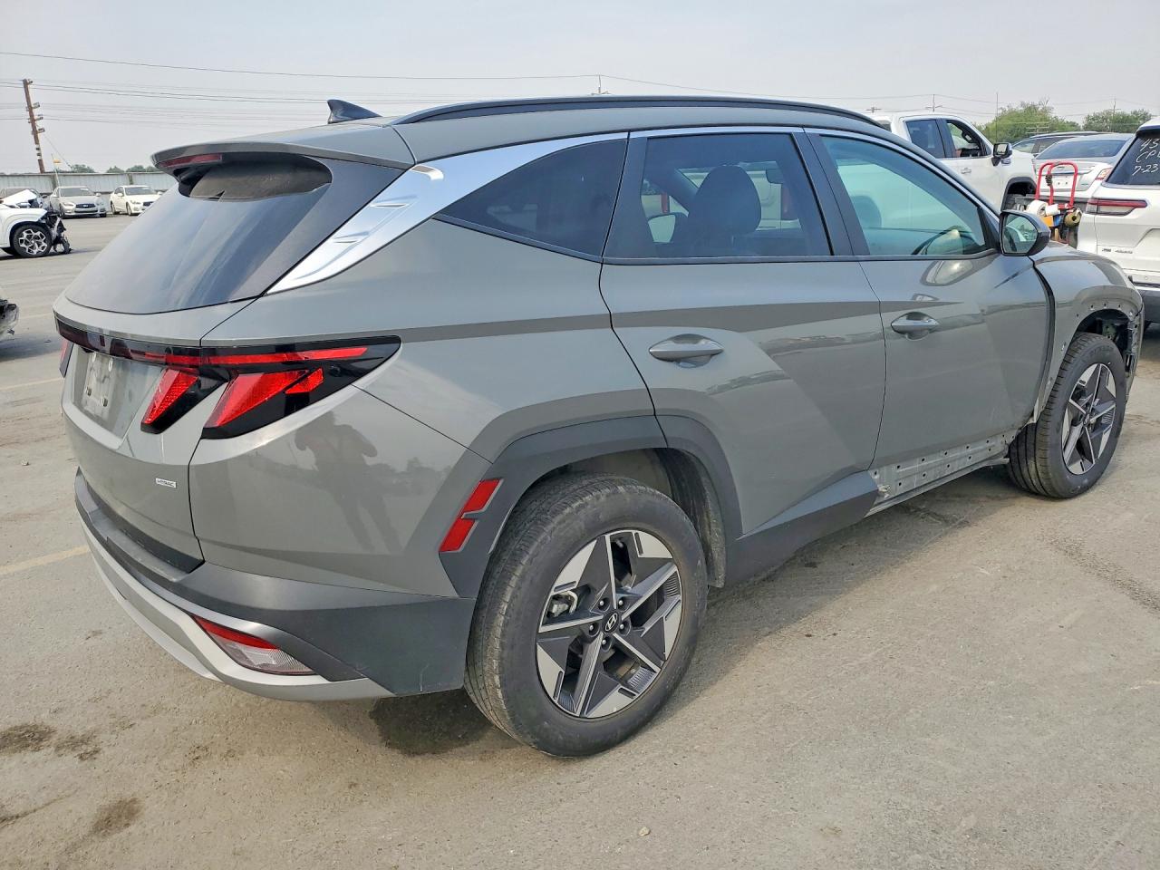 2025 HYUNDAI TUCSON SEL — снимка 3
