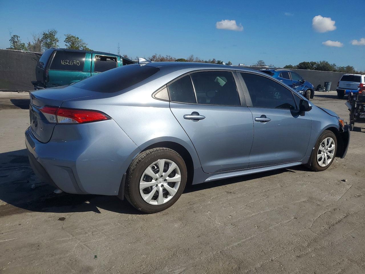 2025 TOYOTA COROLLA LE — снимка 3