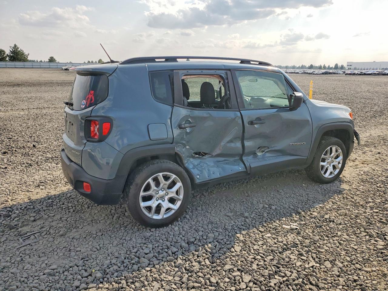 2017 JEEP RENEGADE SPORT — снимка 3
