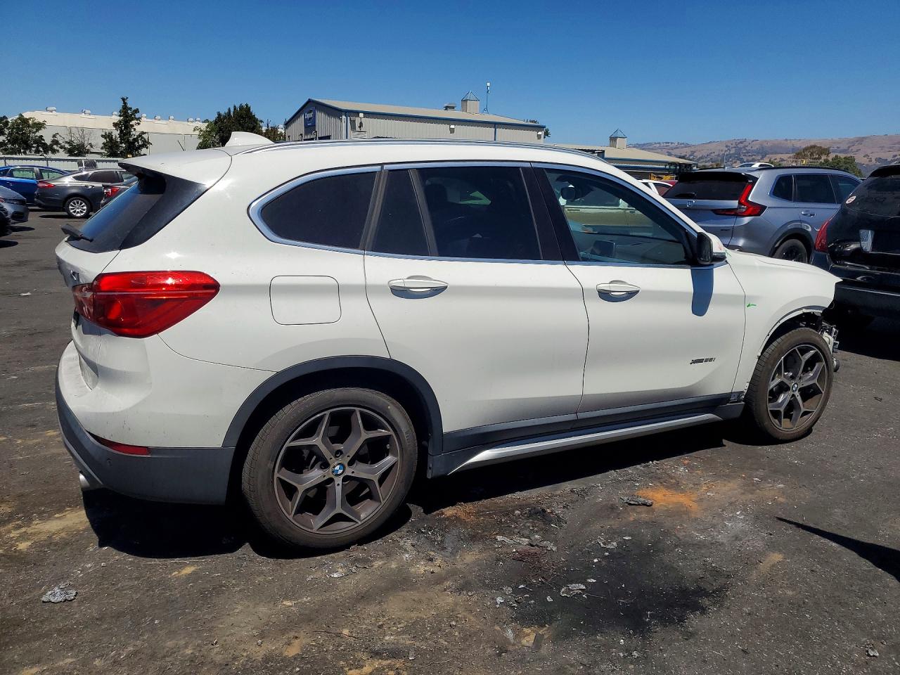 2018 BMW X1 XDRIVE28I — снимка 3