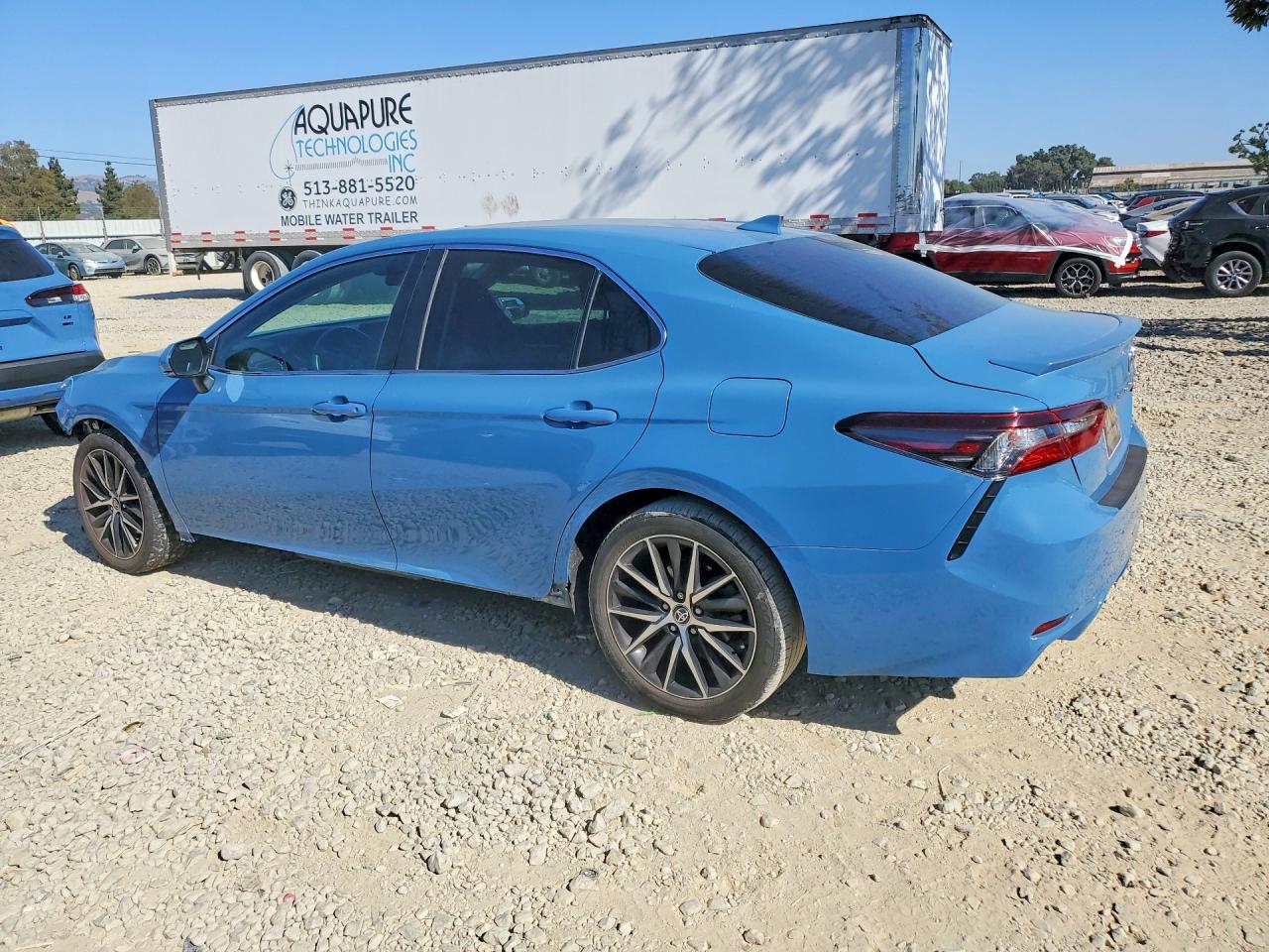 2023 TOYOTA CAMRY SE — снимка 2