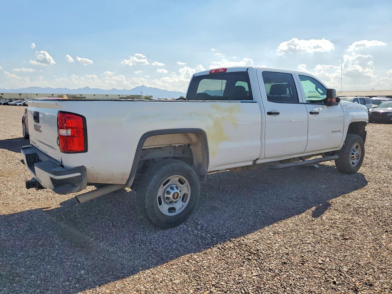 2017 GMC SIERRA K2500 HEAVY DUTY — снимка 3