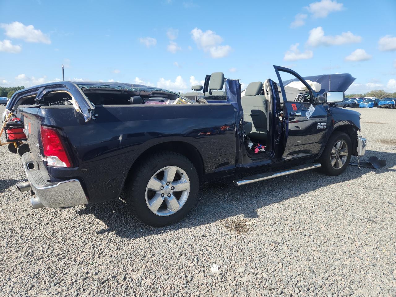 2015 RAM 1500 SLT — снимка 3