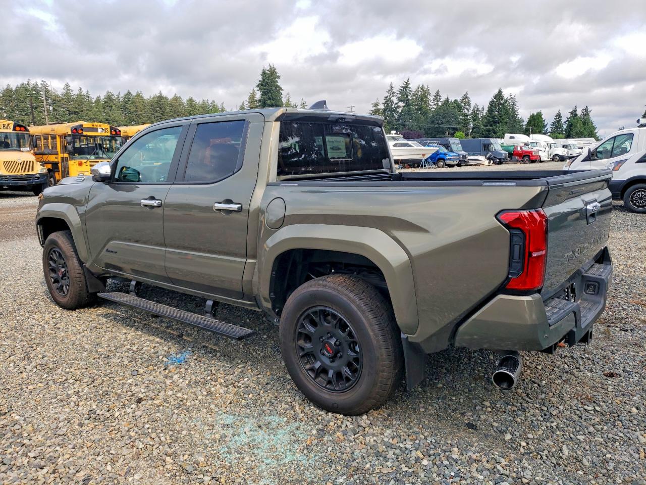 2025 TOYOTA TACOMA LIMITED HV — снимка 2