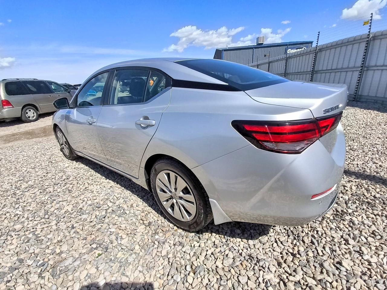 2022 NISSAN SENTRA S — снимка 2