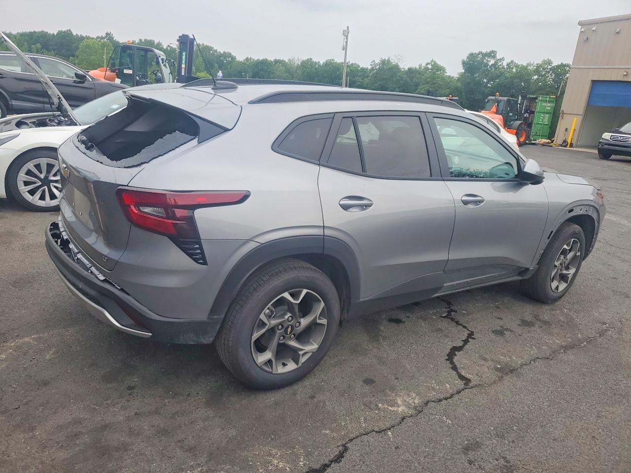 2026 CHEVROLET TRAX 1LT — снимка 3