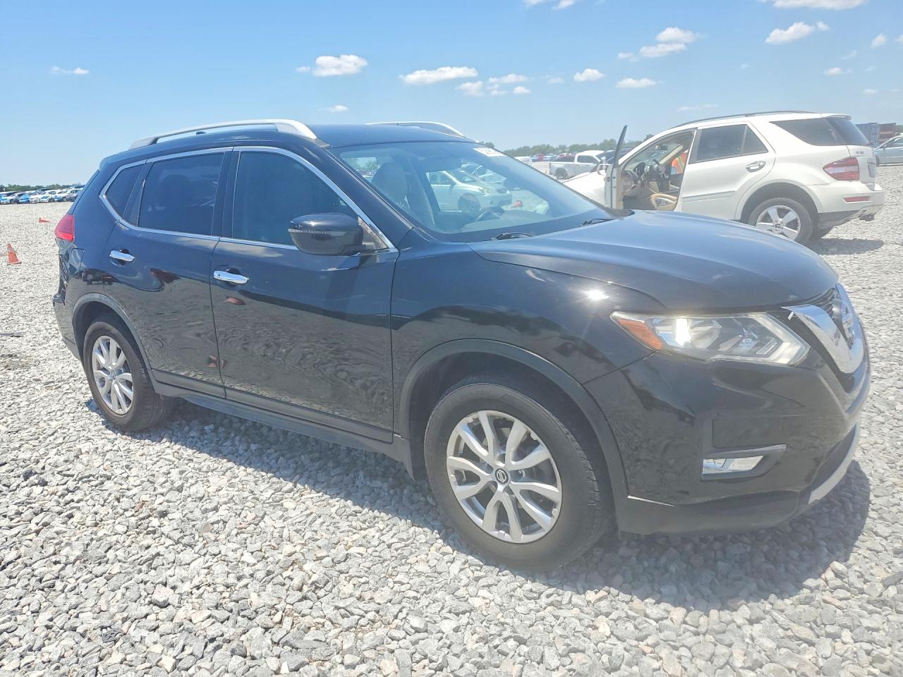 2017 NISSAN ROGUE SV — снимка 4