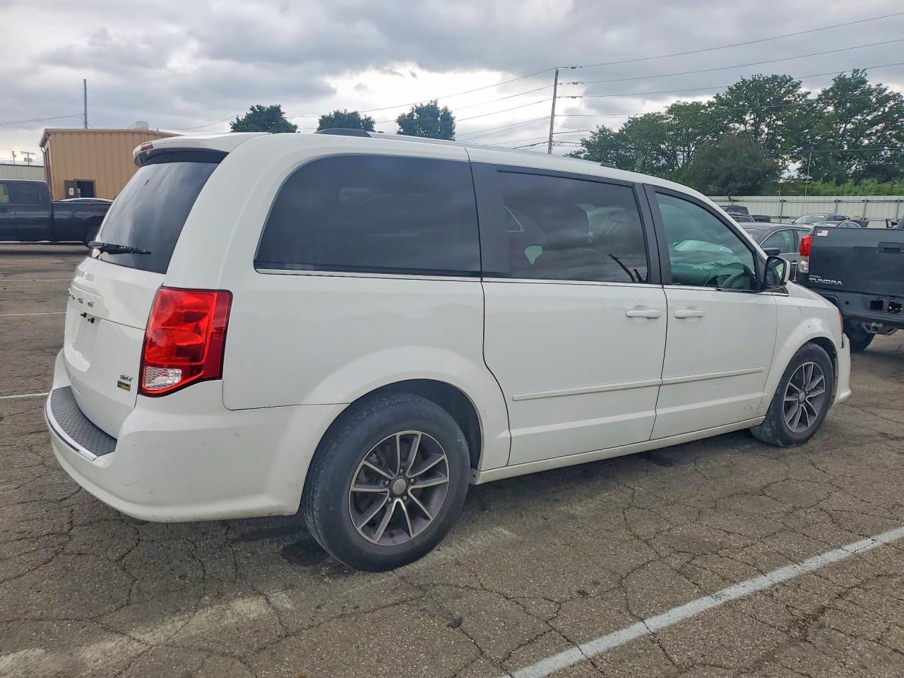 2017 DODGE GRAND CARAVAN SXT — снимка 3