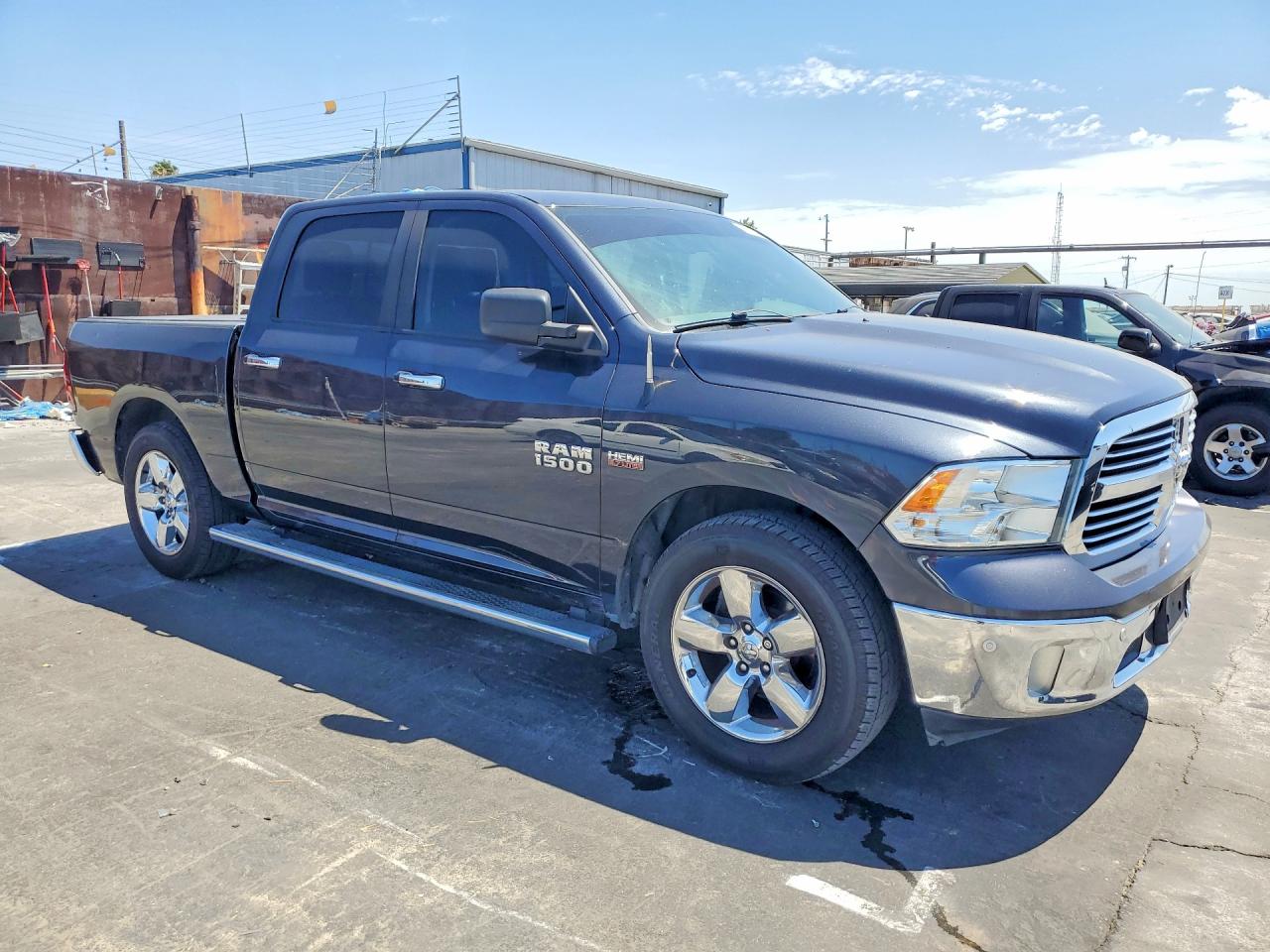 2015 RAM 1500 SLT — снимка 4