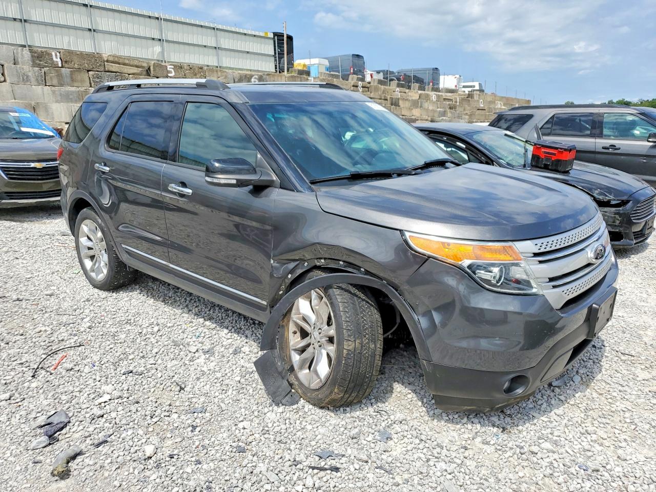 2015 FORD EXPLORER XLT — снимка 4