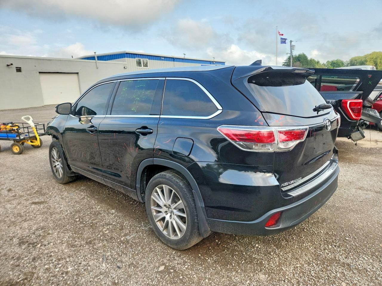 2016 TOYOTA HIGHLANDER XLE — снимка 2