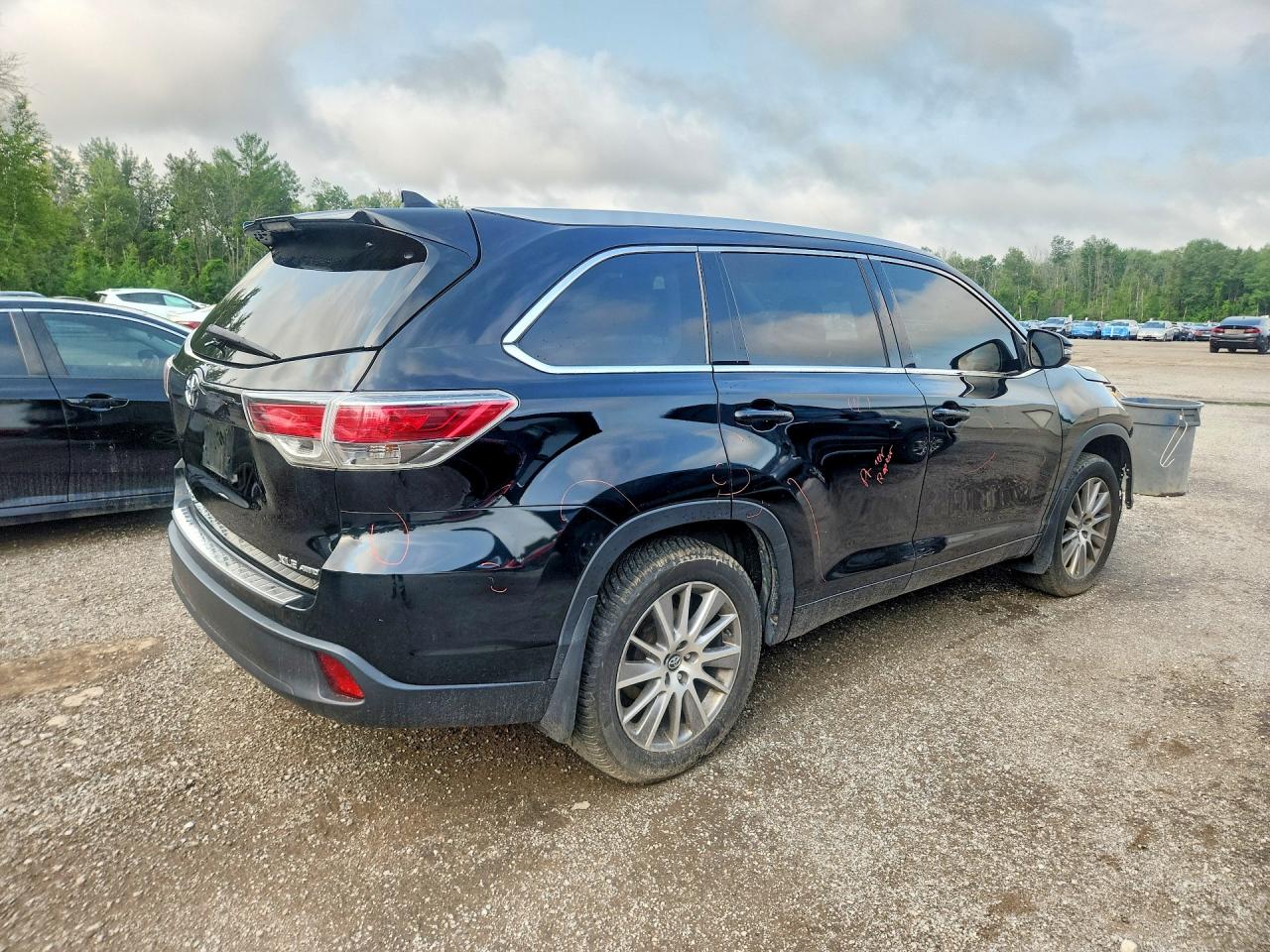 2016 TOYOTA HIGHLANDER XLE — снимка 3