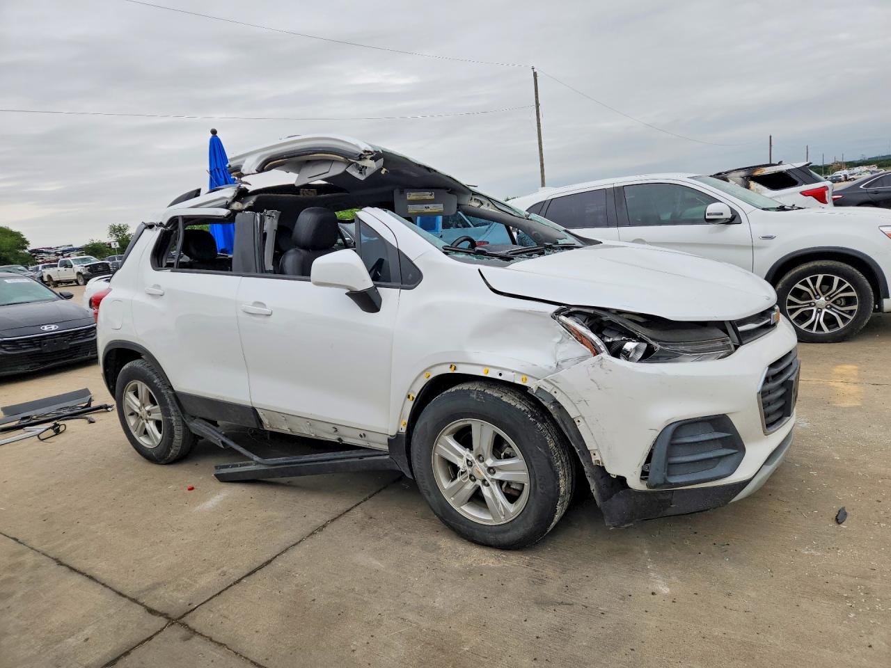 2021 CHEVROLET TRAX 1LT — снимка 4
