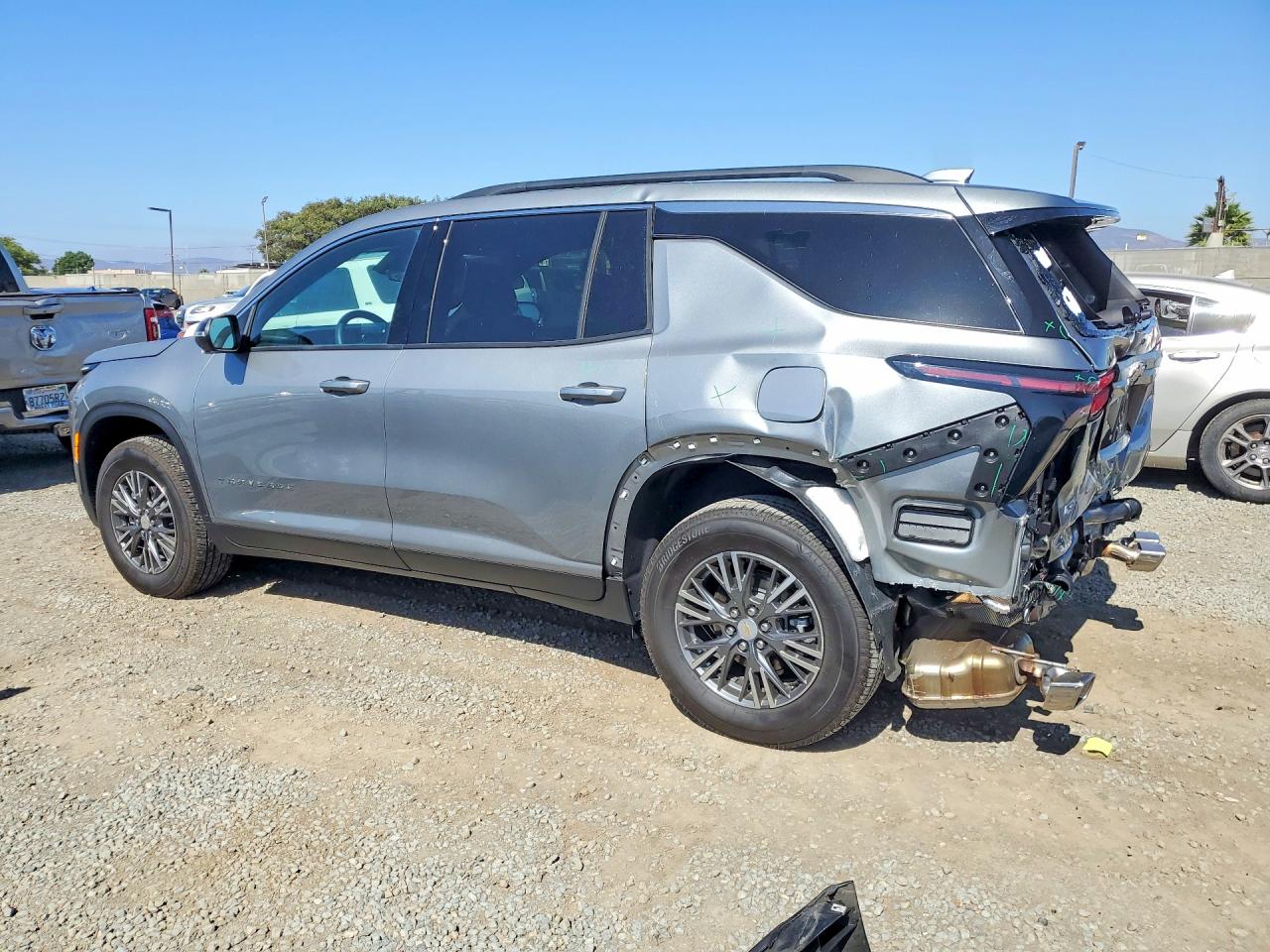 2026 CHEVROLET TRAVERSE LT — снимка 2