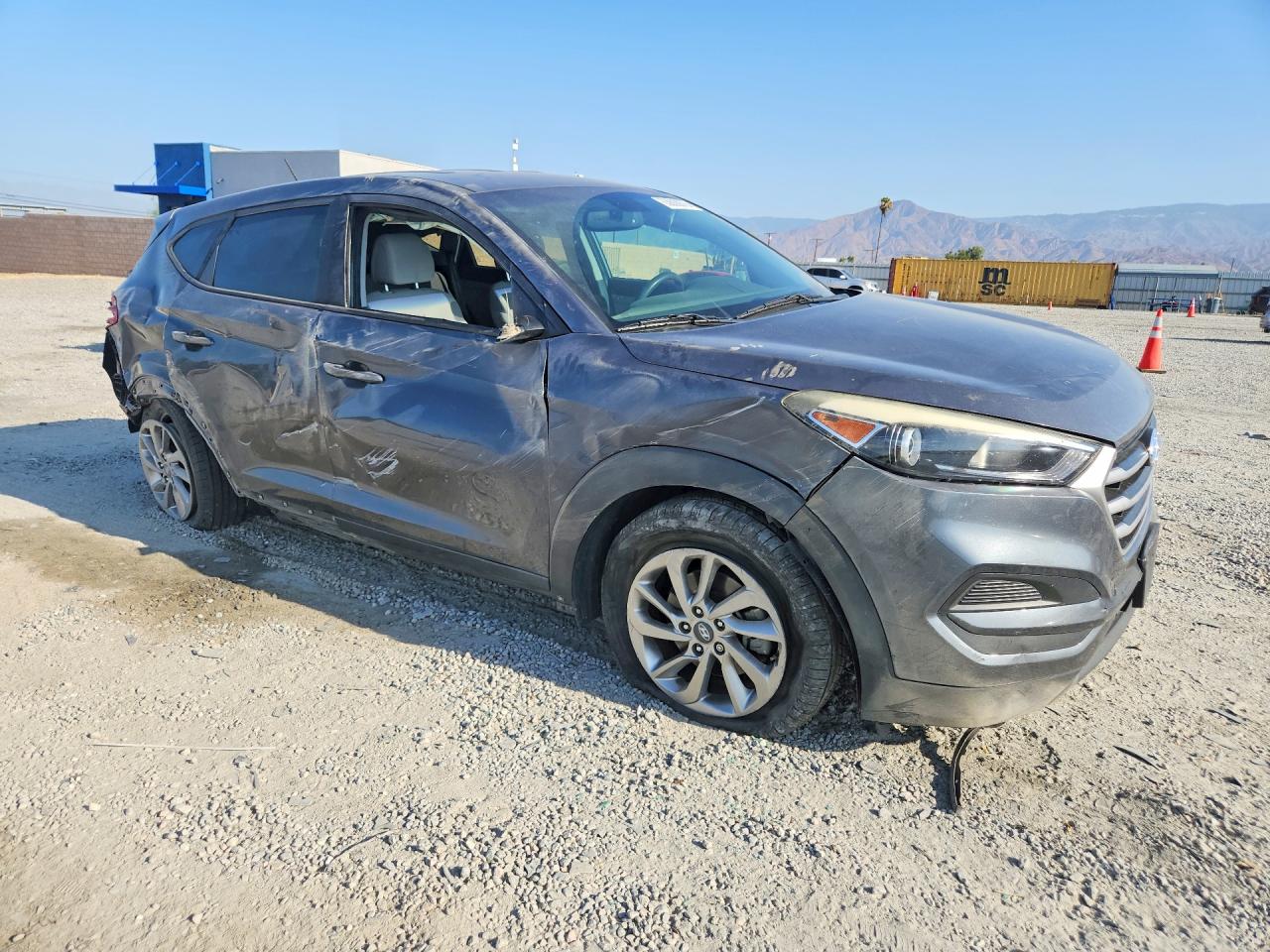 2017 HYUNDAI TUCSON SE — снимка 4