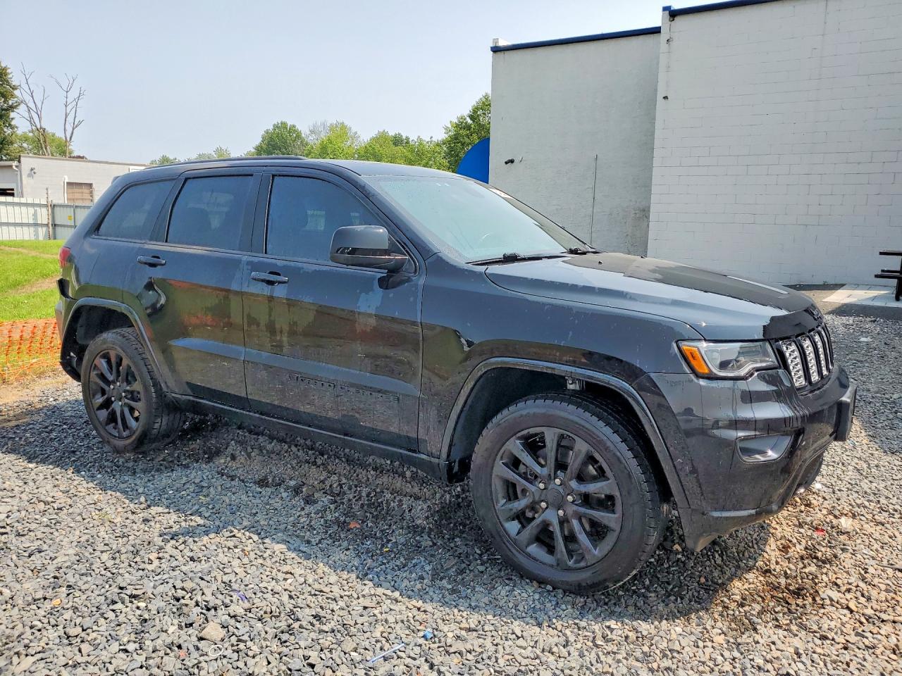 2022 JEEP GRAND CHEROKEE LAREDO E — снимка 4