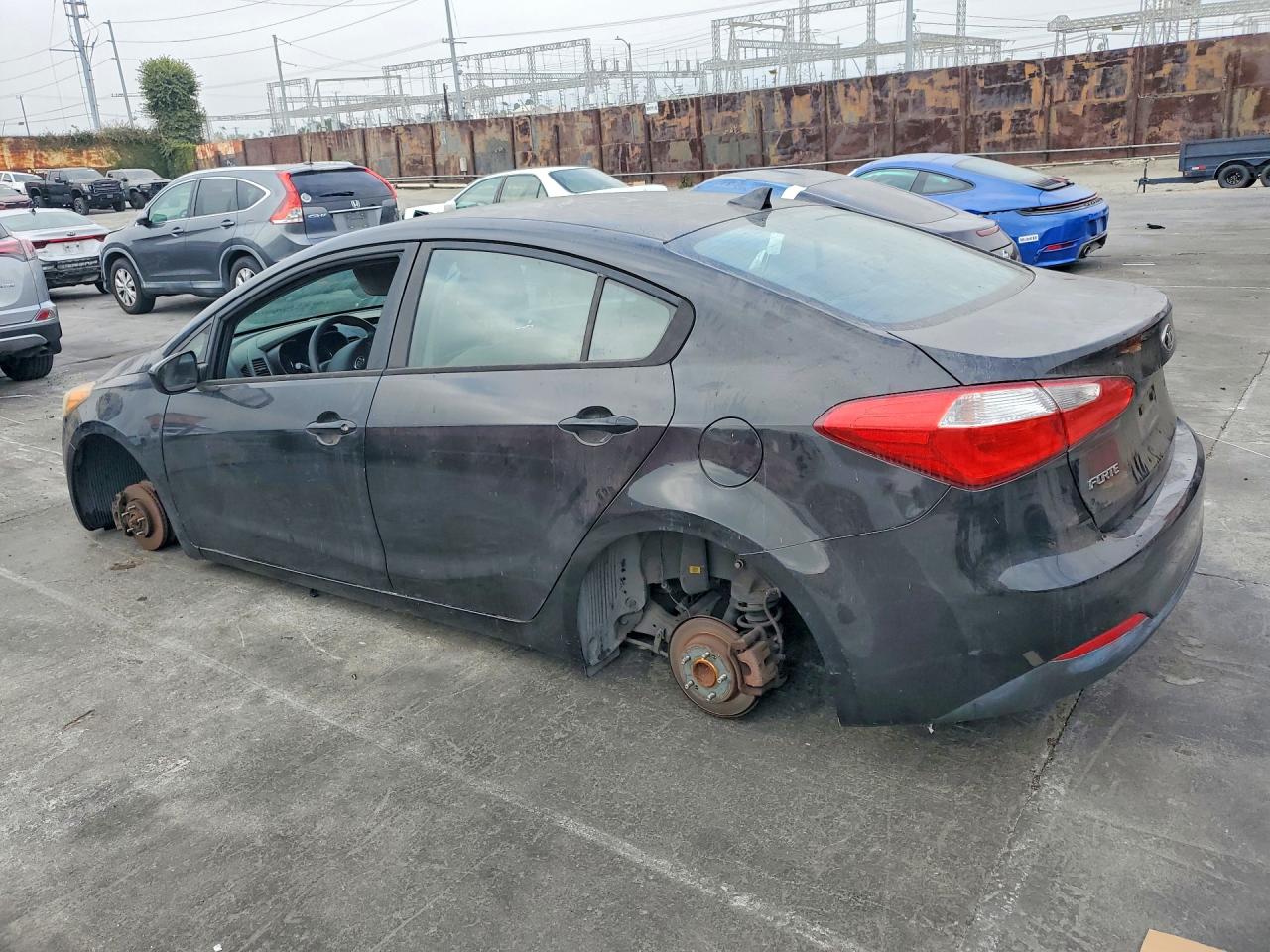 2015 KIA FORTE LX — снимка 2