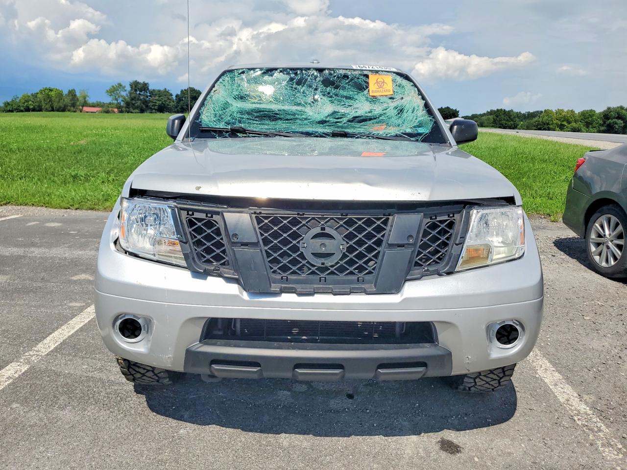 2016 NISSAN FRONTIER SV — снимка 5