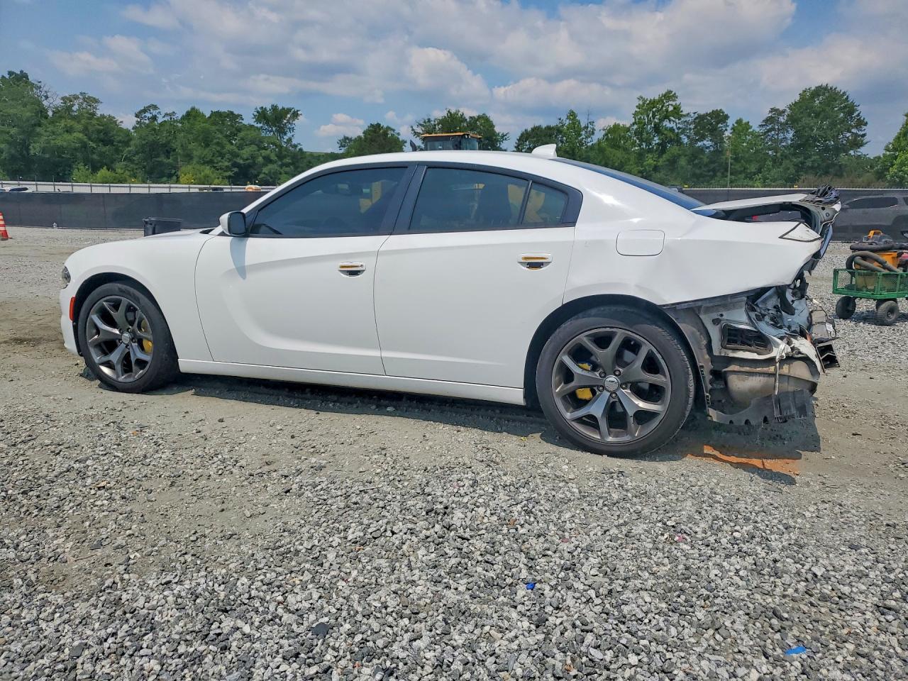 2015 DODGE CHARGER SXT — снимка 2