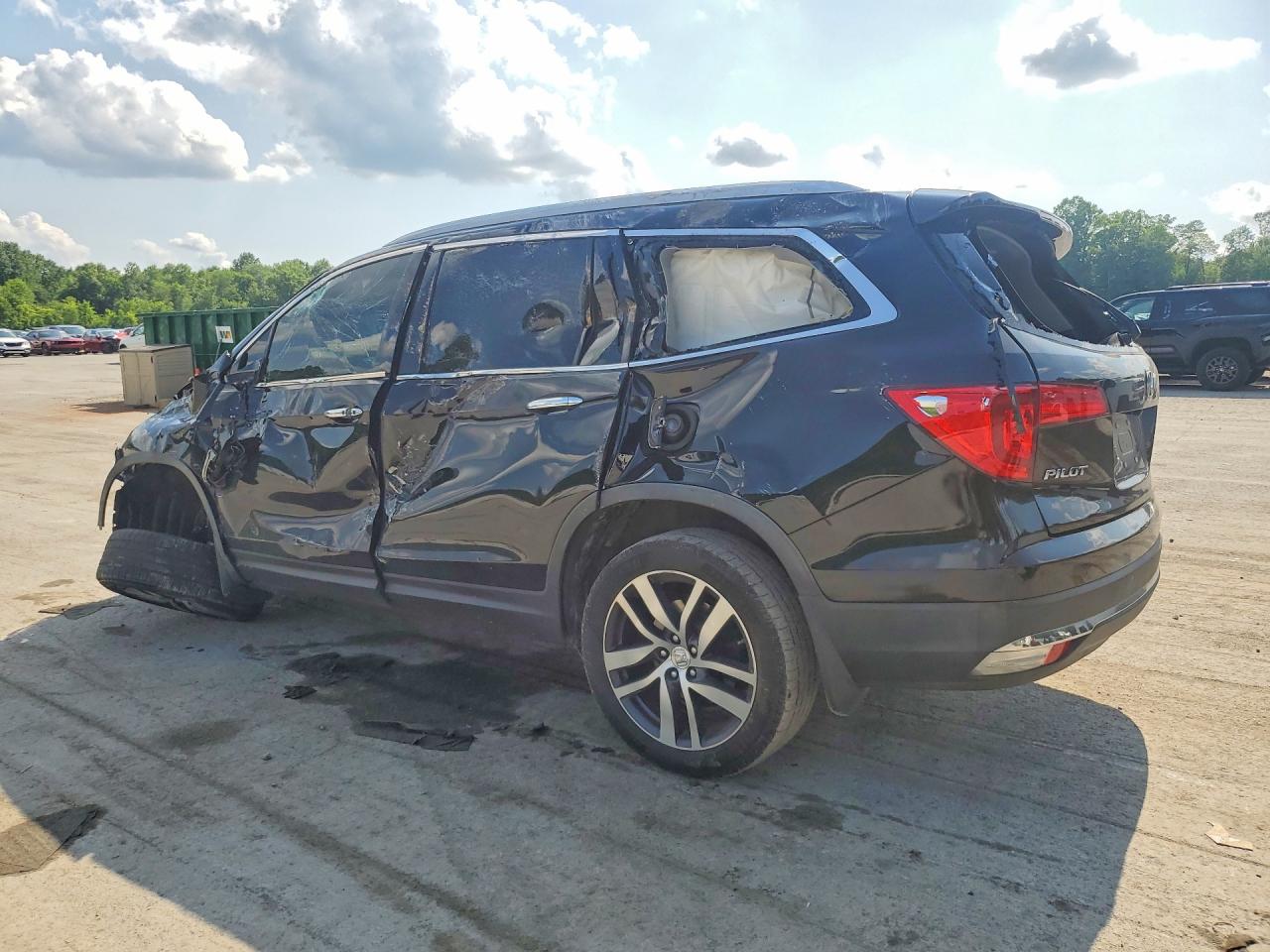 2017 HONDA PILOT ELITE — снимка 2