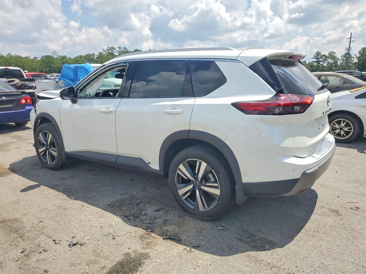 2025 NISSAN ROGUE SL — снимка 2