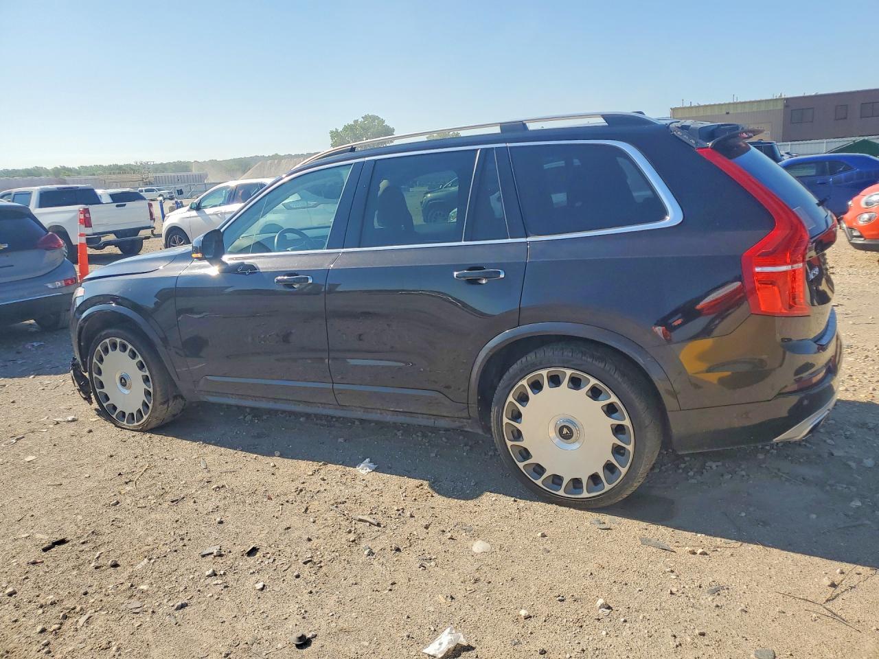 2016 VOLVO XC90 T6 — снимка 2