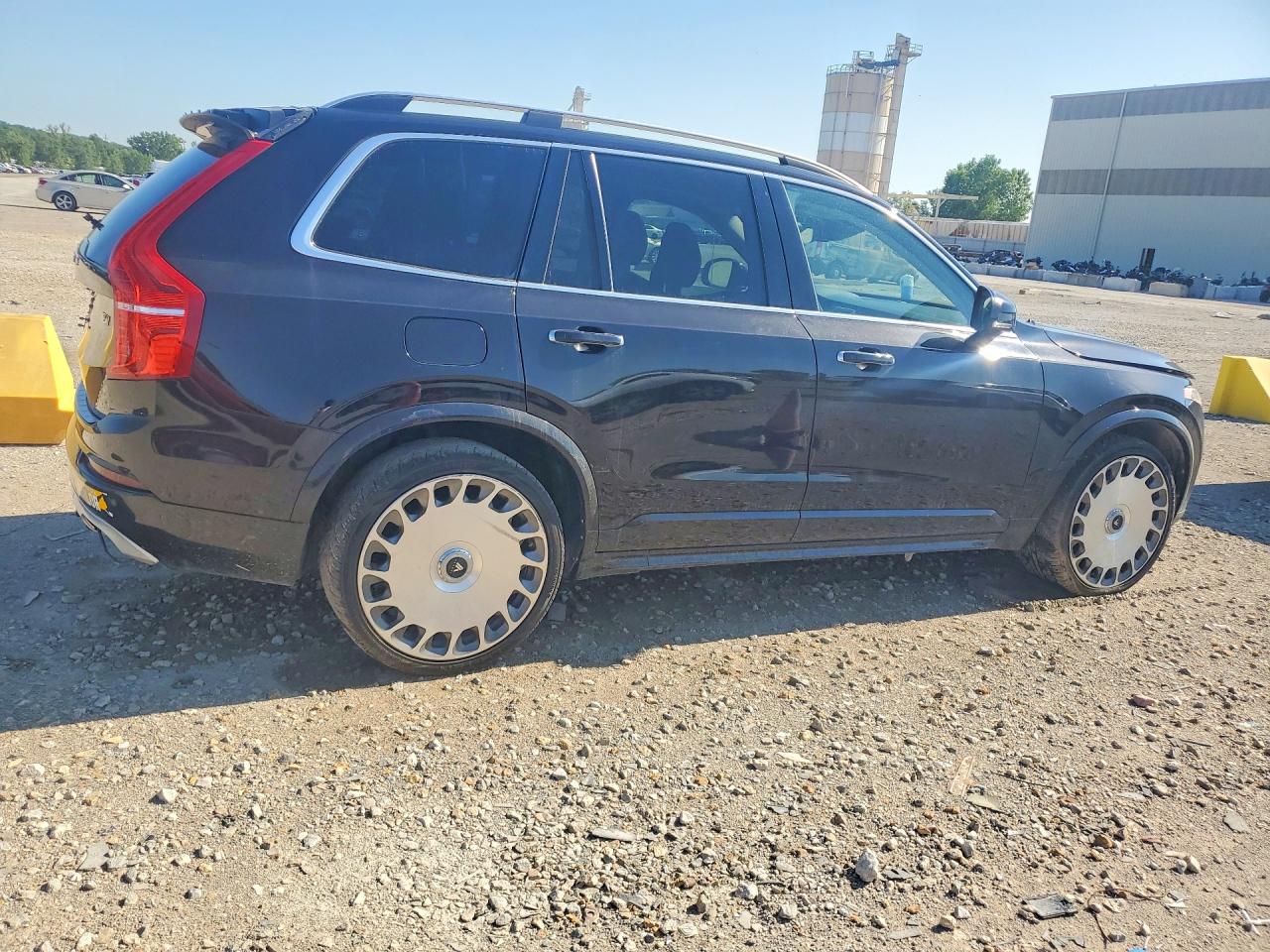 2016 VOLVO XC90 T6 — снимка 3